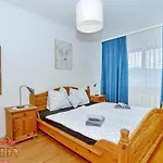 Woody Lägenhet Sankt Urban